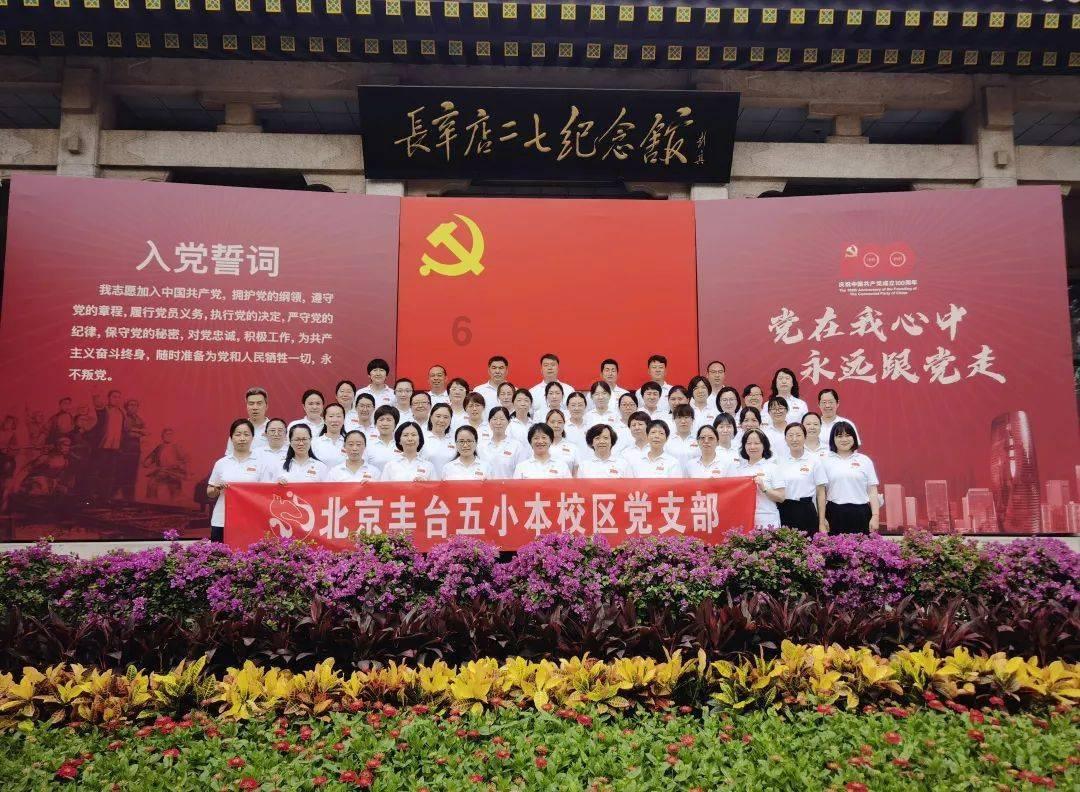 高一生物的必修二,右图为色盲患者的遗传系谱图,以下说法正确的是: 如图。-红迪网|分享精彩时刻
